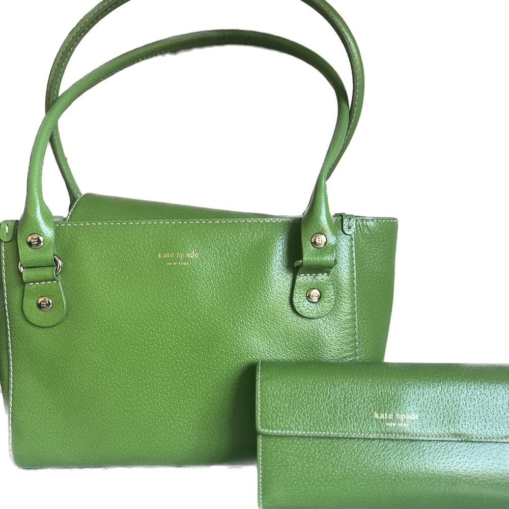 Green Kate Spade Bag with matching wallet